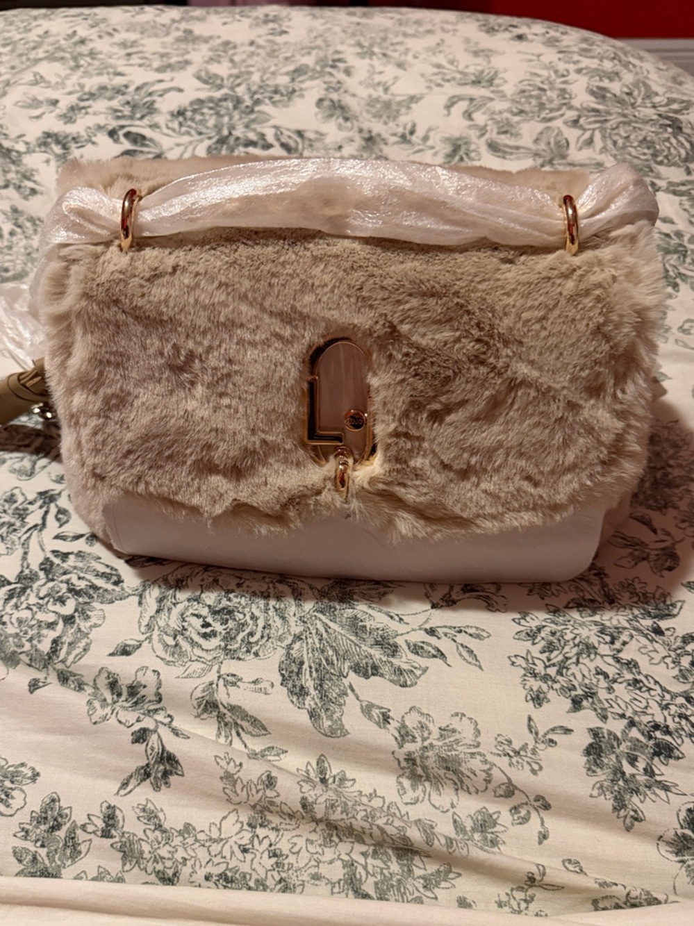 Liu Jo Faux Fur Crossbody Bag in Beige and Cream